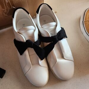 Alexandre Birman Sneakers Womens Size 41 Eu 10.5 Us White Leather Shoes Bow